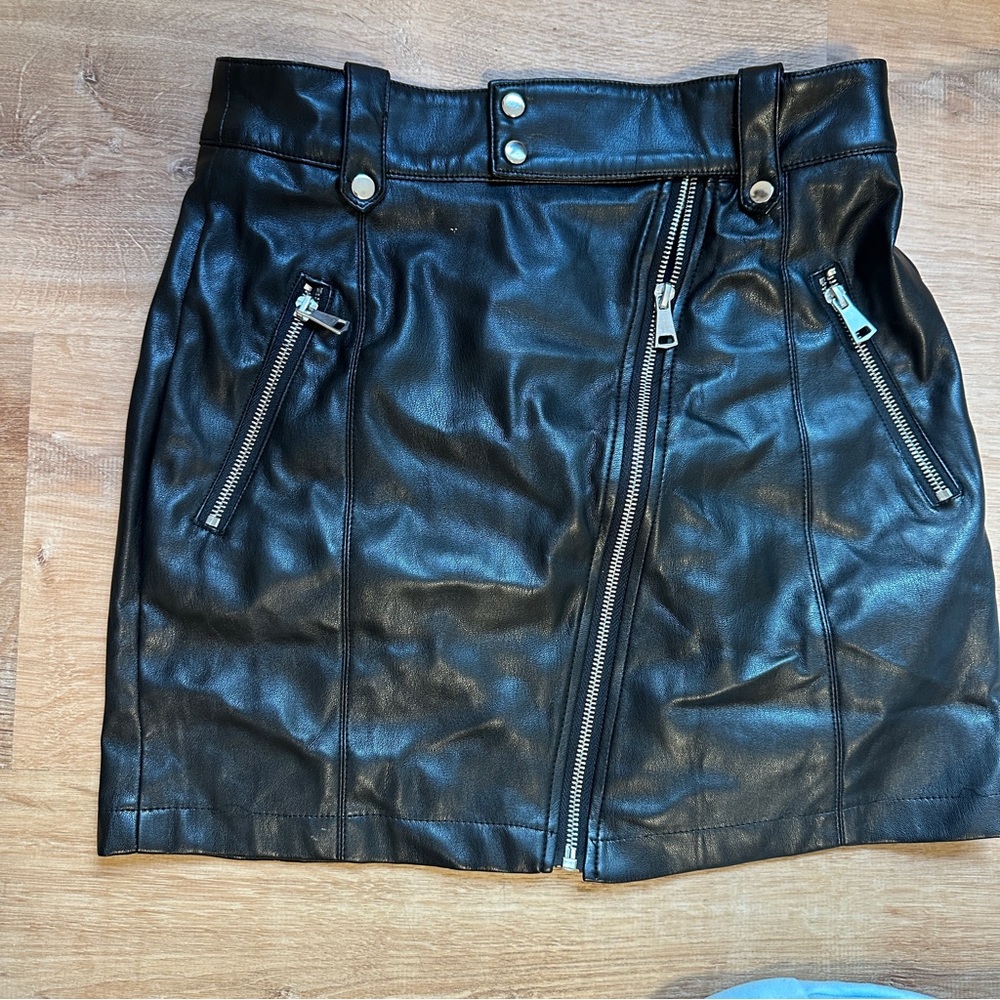 Women's Black Faux Leather Mini Skirt with Asymmetrical Zip Detail - Picture 2 of 5